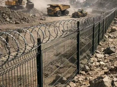 South American mining project razor wire installation